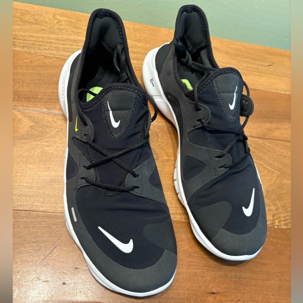 Nike Free RN 5.0 'Black' AQ1289-003
New never worn